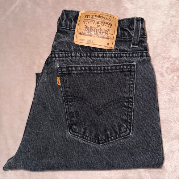 Vintage 1997 Levi’s 962 Orange tab loose fit straight leg Jean size 13.JR M /L31